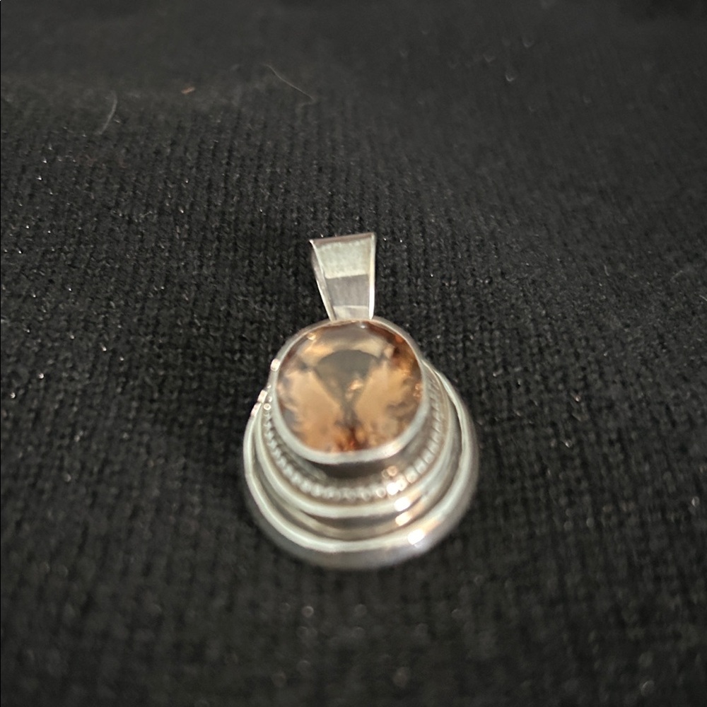 Sterling Silver Pendant with Pale  Orange Stone - Picture 6 of 6